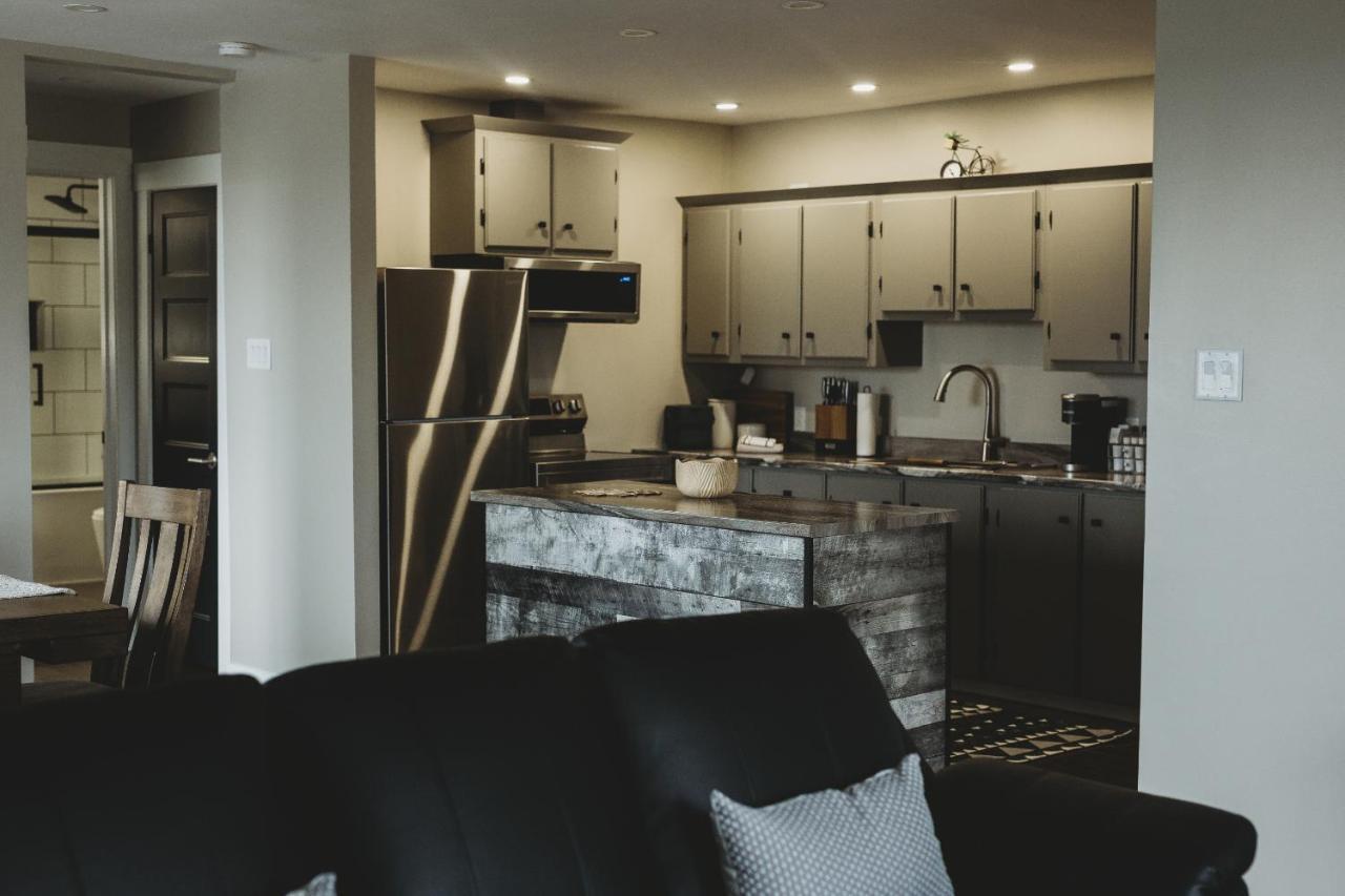Riverside Suites แกรนด์ฟอลส์-วินด์เซอร์ ห้อง รูปภาพ